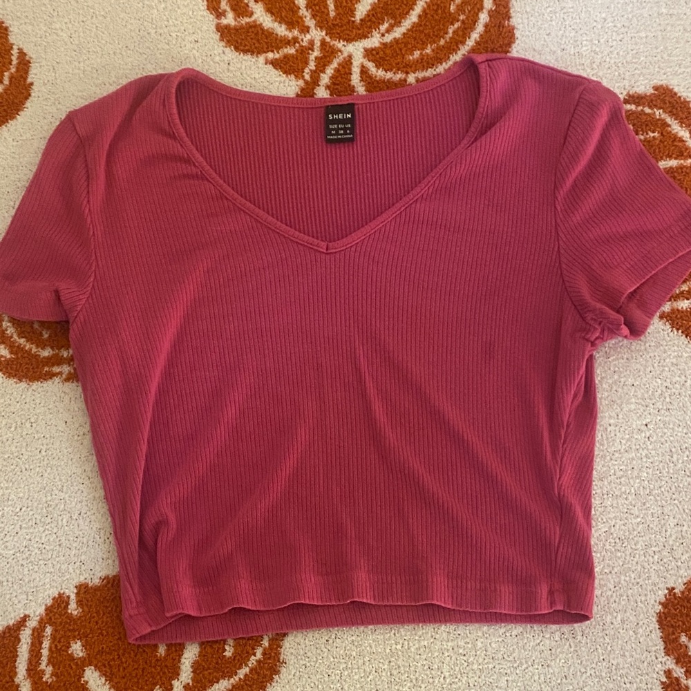 SHEIN Fuchsia Ribbed V-Neck Tee